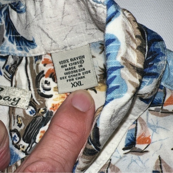 Batik Bay Hawaiian Shirt Sz 2XL Tropical Island‎ Scenes 100% Rayon 🔥🔥 (K) - Picture 5 of 6